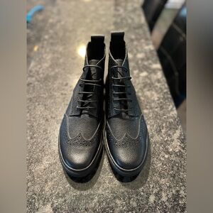 Uri Minkoff Black Leather Men's Lace Up Boots‎ Size 9M NWOT